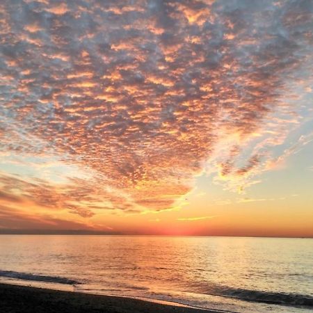 Pepe Beach Vista Al Mar Apartment Estepona Luaran gambar