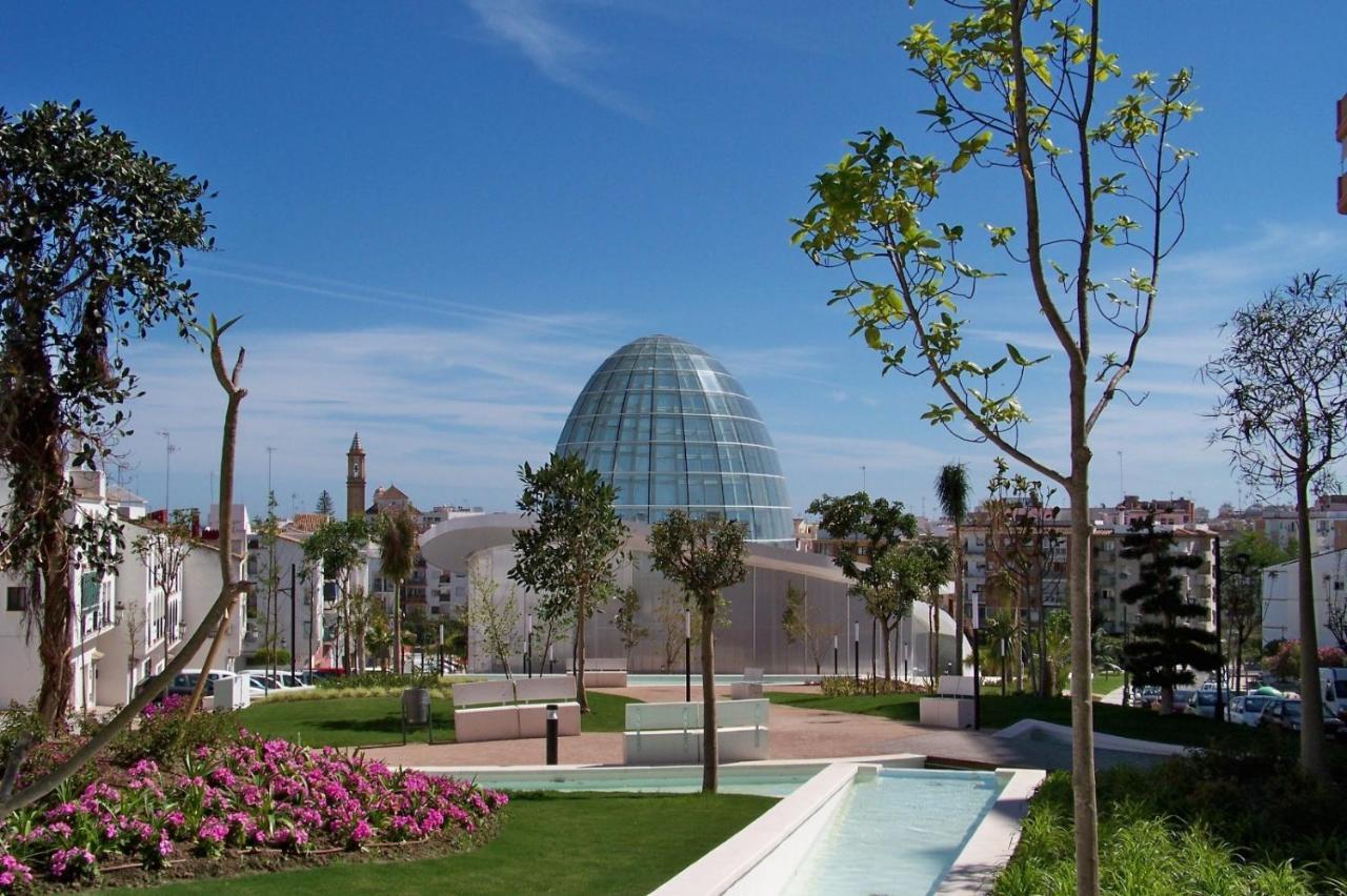 Pepe Beach Vista Al Mar Apartment Estepona Luaran gambar